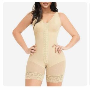 LUNA FAJA SHAPE WEAR BUTT LIFTWITH TUMMY CONTROL BEIGE SZ MEDIUM NEW IN PACKAGE